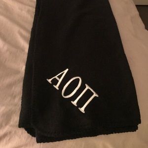 AOII Throw Blanket!